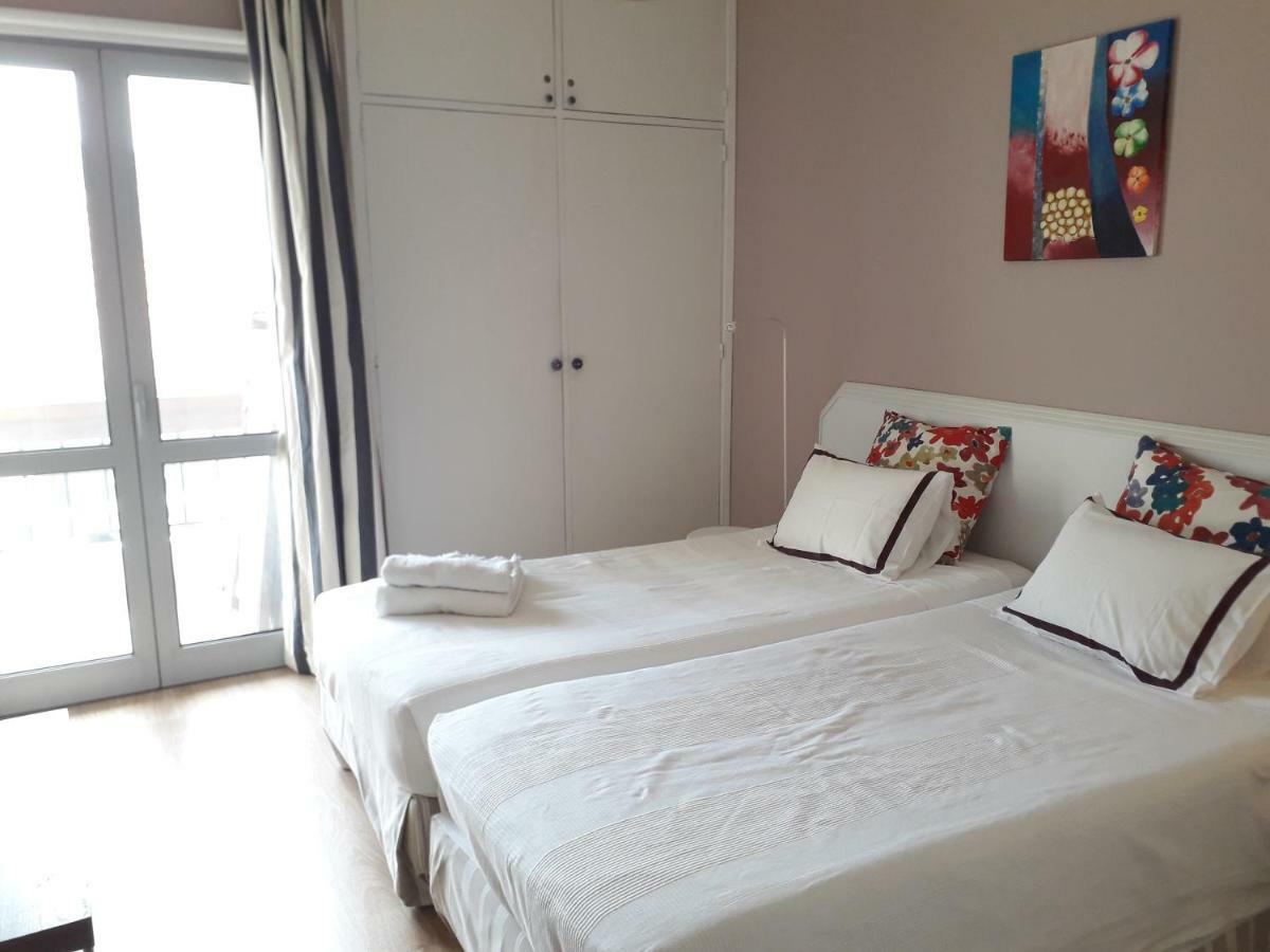 Peaceful Top Floor Apt W Balconies - Cambridge Right - Ac Funchal  Extérieur photo