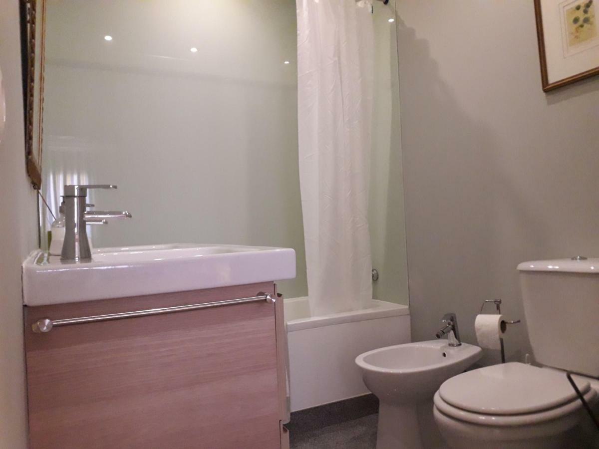 Peaceful Top Floor Apt W Balconies - Cambridge Right - Ac Funchal  Extérieur photo
